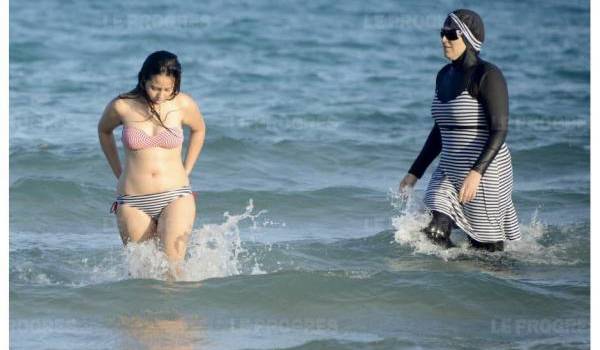 Sur une plage tunisienne.