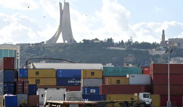 Importations : la facture salée de la banane et des amandes