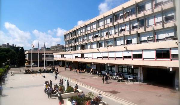 Campus Carlone deIl n’avait que 1700 euros à son arrivée.