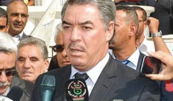 Tahar Hadjar, ministre de l'Enseignement supérieur.