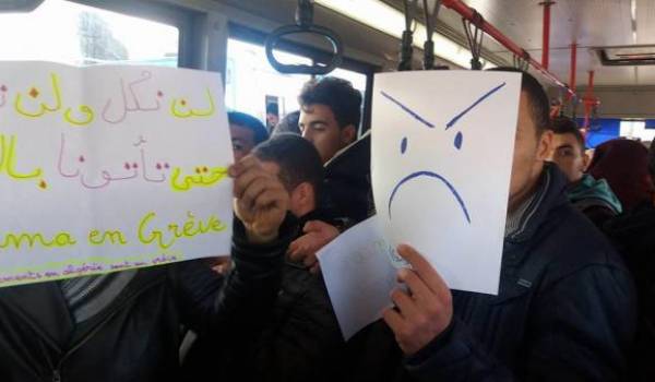 Des jeunes étudiants pharmaciens brutalisés et humilés à Alger.