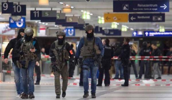 Allemagne: sept blessés dans une attaque à la hache à Düsseldorf. Exhaustif (vidéo)
