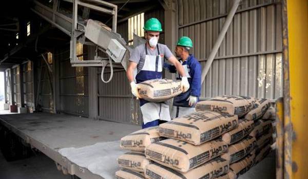 L'Algérie consomme annuellement environ 22 millions de tonnes de ciment.