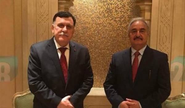 Fayez al-Sarraj et Khalifa Haftar d'accord pour une solution politique en Libye.