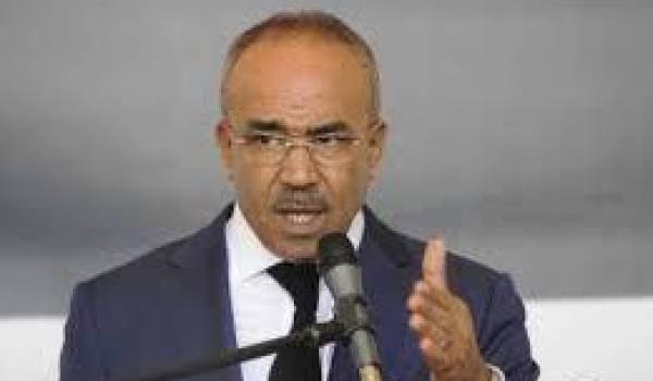 Noureddine Bedoui, ministre de l'Intérieur.