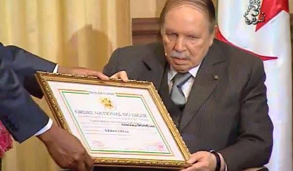 Un président malade, absent qui vit reclus dans une résidence ultra-secrète. Voilà l'Algérie de Bouteflika.