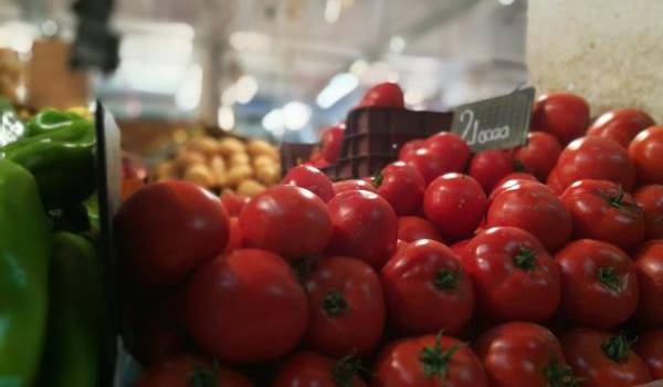 Les étals des fruits et légumes en surchauffe sur les marchés de Tiaret