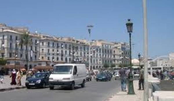 Promeneurs d'Alger