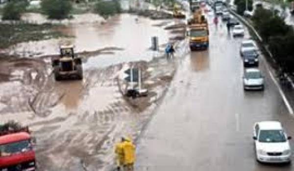 100mm de pluie sont tombés en une heure à Tébessa.