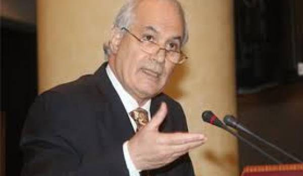 Tayeb Belaïz, ministre de la justice.