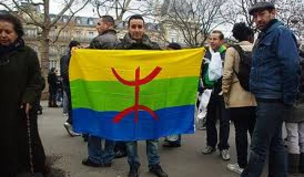 Communion du combat amazigh sur une des places de Paris