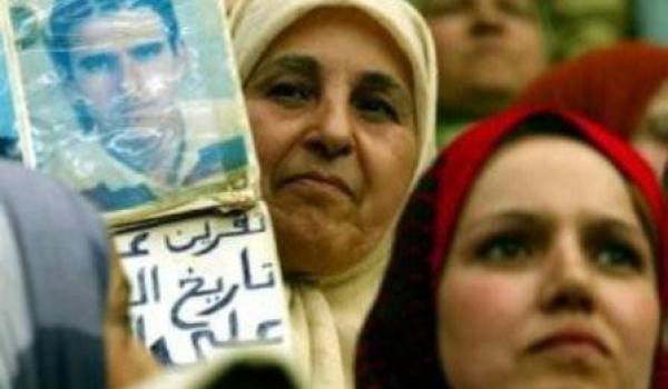 Les familles des disparus de la décennie noire réprimées par la police de Bouteflika