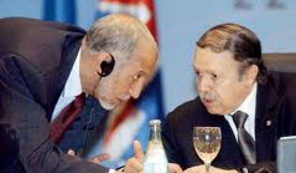 Au-delà des apparences politiques, Abdelaziz Bouteflika est le vrai chef du parti sans lequel rien ne se décide. 