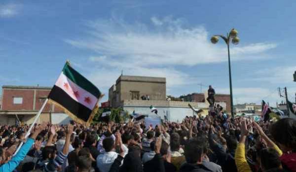 Le pouvoir syrien manoeuvre toujours pour empêcher les observateurs de rencontrer les manifestants