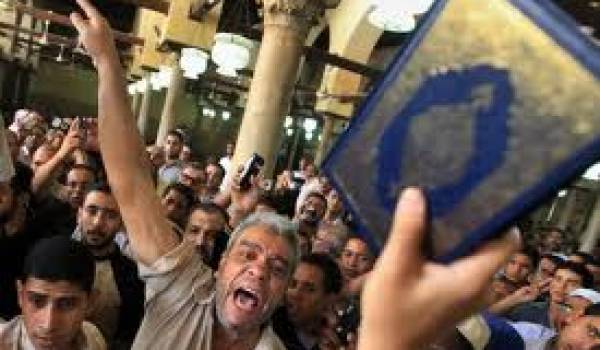 Egypte: des milliers d'islamistes prennent part à une manifestation unitaire