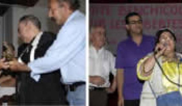 Emotion à Tizi-Ouzou : la mère de Matoub remet le prix Benchicou de la Plume libre à Bachir Rezzoug !