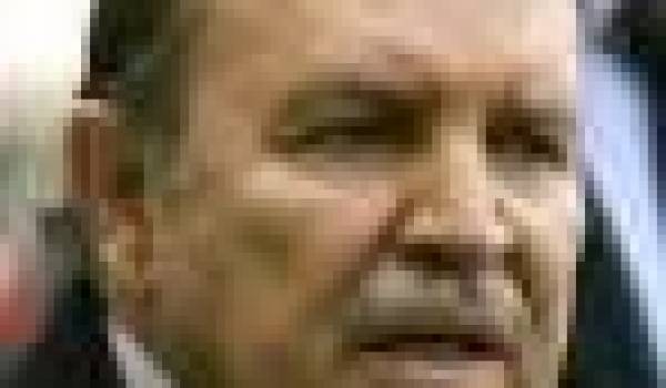 Abdelaziz Bouteflika "se porte bien", selon Zerhouni