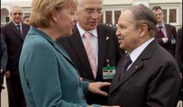 Merkel est repartie d’Alger avec l’intention d’y revenir en force