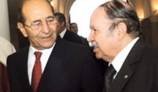 Bouteflika a commencé  à Tamanrasset une visite de président-candidat  « en bonne santé »