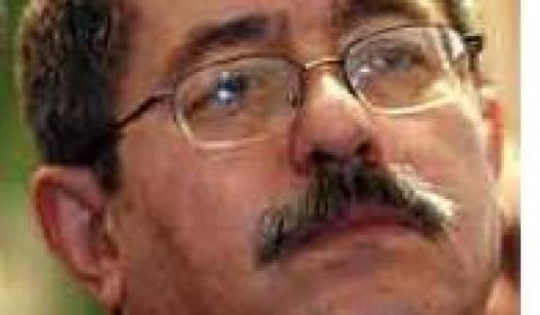 Révision de la constitution : "Tout sera bouclé avant fin novembre" annonce Ouyahia