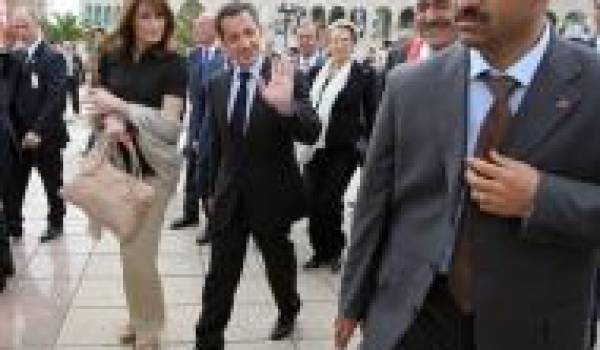 Union pour la Méditerranée : A Tunis,  Sarkozy sacrifie les  droits de l'Homme aux droits des affaires