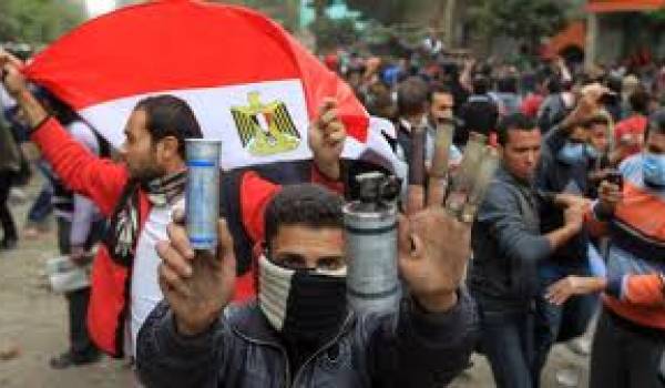 Place Tahrir toujours en effervescence révolutionnaire.