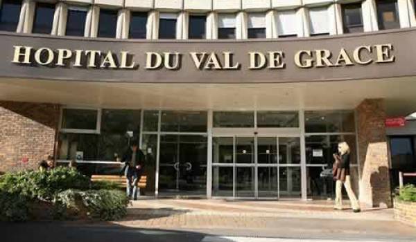 Bouteflika hospitalisé au Val-de-Grâce à Paris