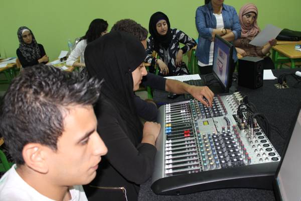 Des étudiants des métiers de la radio Des étudiants des métiers de la radio