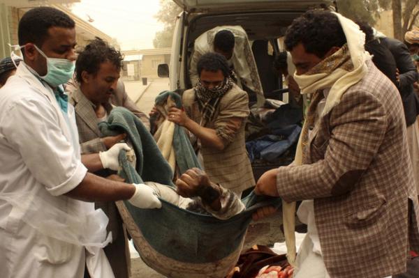 Les ravages des bombardements de la coalition arabe Les ravages des bombardements de la coalition arabe