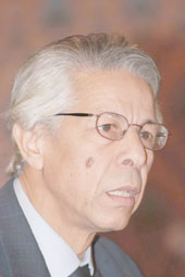 Et revoilà Hamrouche !